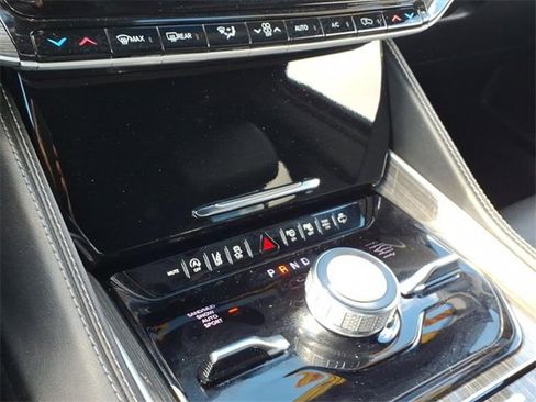 Used 2022 Jeep Wagoneer Series II w/ Convenience Group I image 24