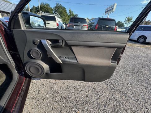 Used 2011 Scion tC Base 2dr Coupe 6A image 27