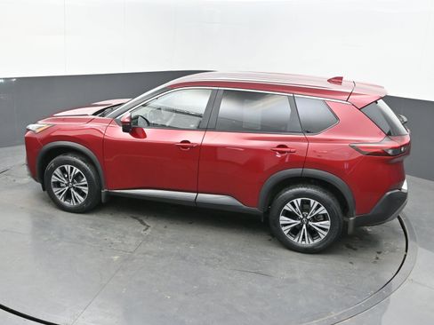 Certified 2023 Nissan Rogue SV image 33