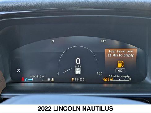 Used 2022 Lincoln Nautilus Reserve image 16