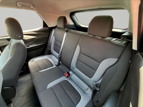 Used 2023 Chevrolet TrailBlazer LT FWD image 21