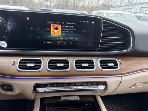 Used 2022 Mercedes-Benz GLE 350 4MATIC image 24