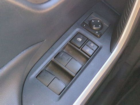 Used 2023 Toyota RAV4 LE image 21