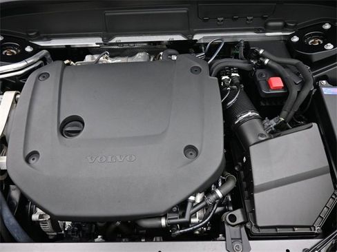 Used 2023 Volvo XC60 B6 Ultimate w/ Protection Package Premier image 36