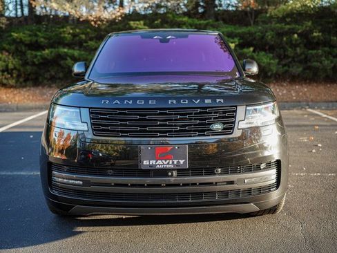 Used 2023 Land Rover Range Rover Long Wheelbase SE image 16