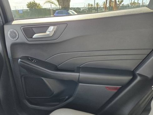 Used 2024 Ford Escape SE w/ PHEV Premium Package FWD image 12