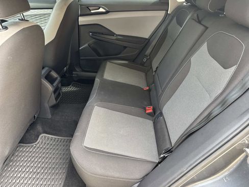 Used 2023 Volkswagen Taos S image 12