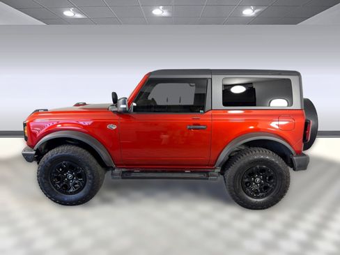 Used 2022 Ford Bronco Wildtrak image 2