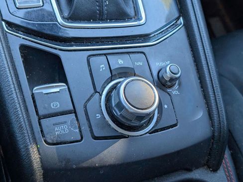 Used 2017 MAZDA CX-5 Sport image 12