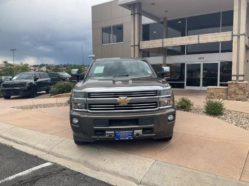 Used 2015 Chevrolet Silverado 2500 High Country w/ Duramax Plus Package AWD/4WD image 9