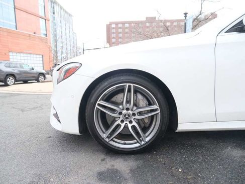 Used 2018 Mercedes-Benz E 300 w/ Premium 3 Package (Q03) image 5