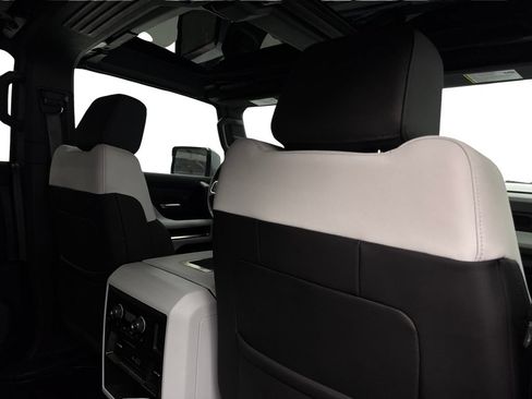 Used 2024 GMC Hummer EV 2X w/ Extreme Off-Road Package AWD/4WD image 42