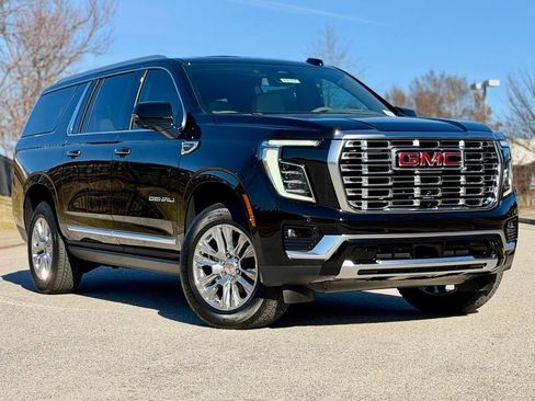 New 2026 GMC Yukon XL Denali w/ Sun & Power Step Package image 2