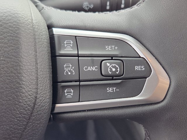 Used 2025 Jeep Compass Limited AWD/4WD image 22