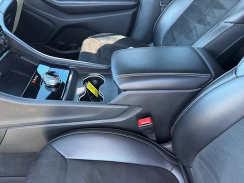 Used 2024 Jeep Grand Cherokee L Altitude image 14