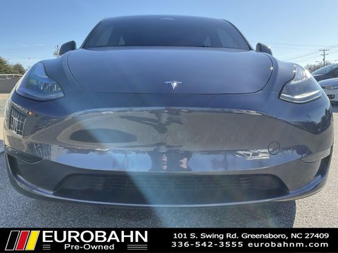 Used 2023 Tesla Model Y Long Range image 24
