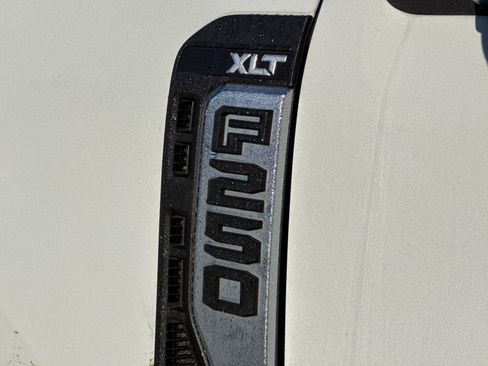 New 2026 Ford F250 XLT w/ FX4 Off-Road Package image 29