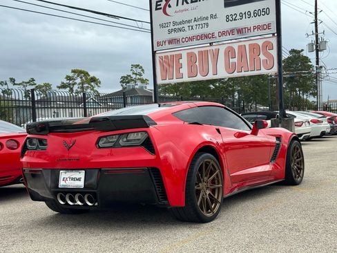 Used 2016 Chevrolet Corvette Z06 w/ 3LZ Preferred Equipment Group image 9