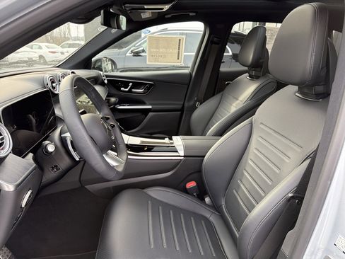 Used 2026 Mercedes-Benz GLC 300 4MATIC image 9