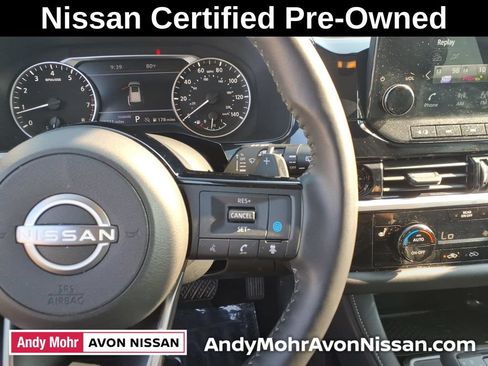 Certified 2025 Nissan Pathfinder SL FWD image 23