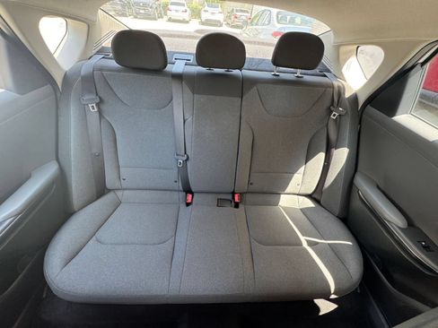 Used 2025 Kia K4 FWD image 38