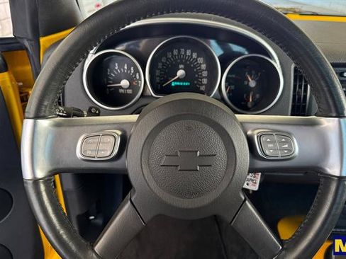 Used 2005 Chevrolet SSR w/ Preferred Equipment Group image 25