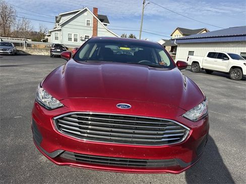 Used 2019 Ford Fusion SE image 11