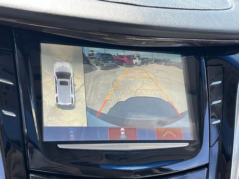 Used 2018 Cadillac Escalade Premium Luxury RWD image 27