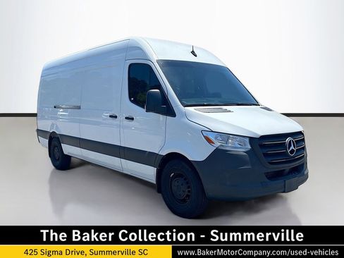 Used 2024 Mercedes-Benz Sprinter 2500 image 1