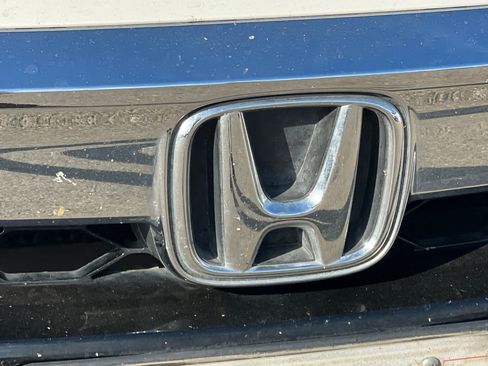 Used 2019 Honda Accord EX image 16