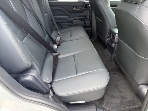 New 2026 Toyota 4Runner Limited AWD/4WD image 15