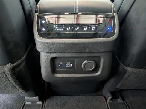 Used 2023 INFINITI QX60 Pure AWD/4WD image 12