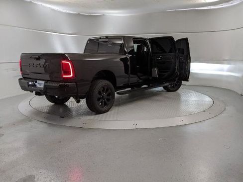 Used 2025 RAM 3500 Laramie image 10