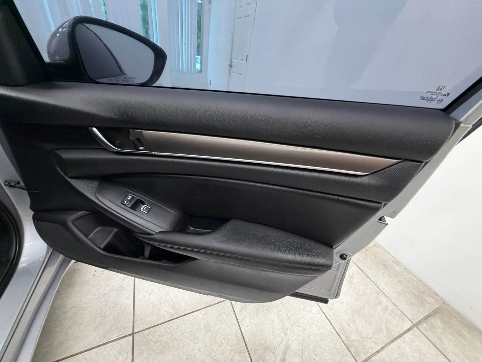 Used 2019 Honda Accord LX image 20