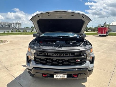 Used 2024 Chevrolet Silverado 1500 Custom Trail Boss AWD/4WD image 40