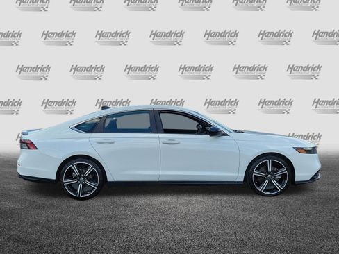 Used 2023 Honda Accord Sport image 8