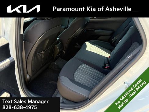 New 2026 Kia K5 LXS FWD image 18