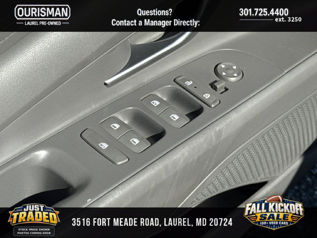 Used 2024 Hyundai Elantra SEL FWD image 8