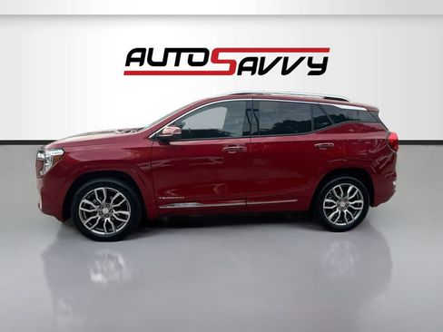 Used 2024 GMC Terrain Denali AWD/4WD image 4