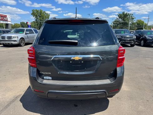 Used 2017 Chevrolet Equinox LT w/ Convenience Package FWD image 4