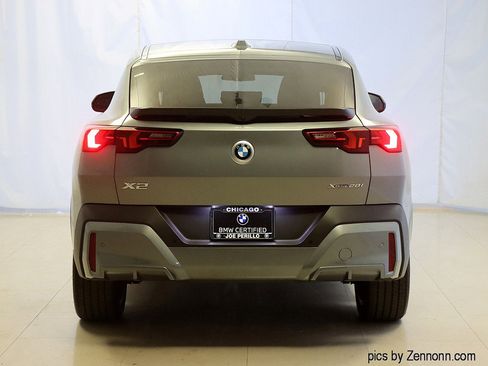 Certified 2025 BMW X2 xDrive28i image 7