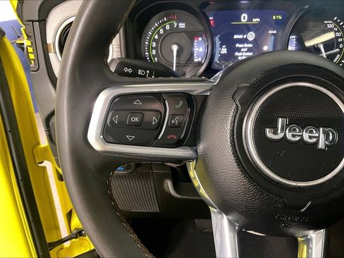 Used 2024 Jeep Wrangler Unlimited Sahara AWD/4WD image 22