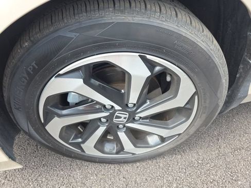 Used 2017 Honda Accord EX-L image 7