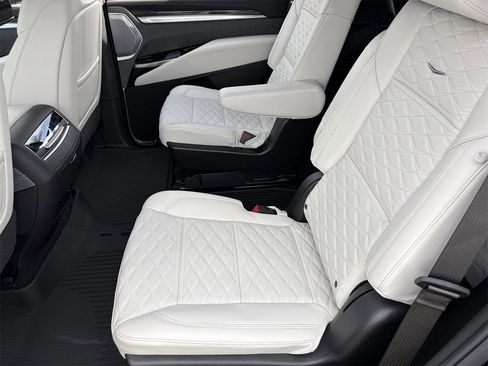 Certified 2026 Cadillac Escalade V w/ LPO, ONYX Package image 17