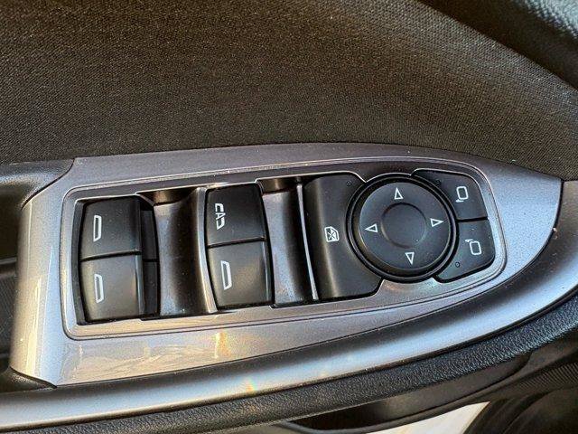 Used 2022 Chevrolet Malibu LT FWD image 7