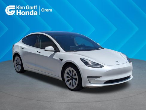 Used 2022 Tesla Model 3 Long Range AWD/4WD image 1