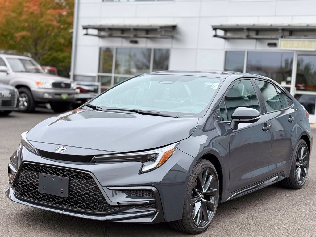 Used 2026 Toyota Corolla XSE FWD image 1