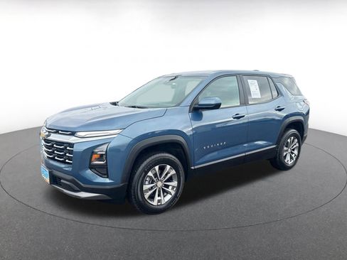 Used 2025 Chevrolet Equinox LT image 4