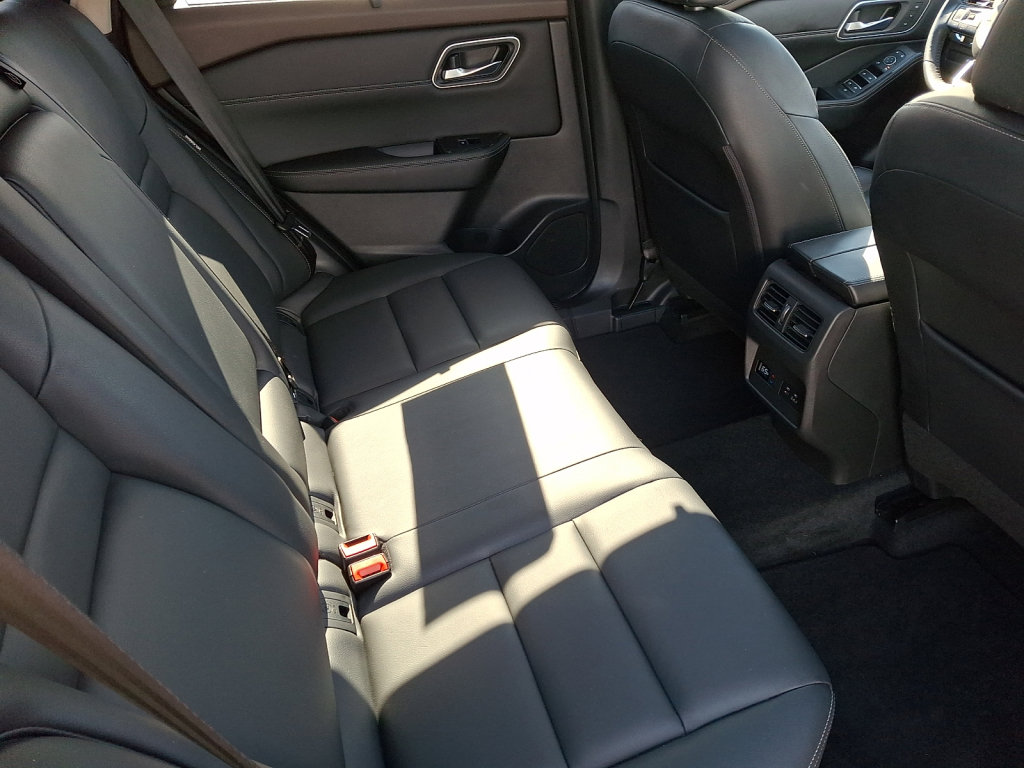 Used 2021 Nissan Rogue SL w/ Premium Package AWD/4WD image 15