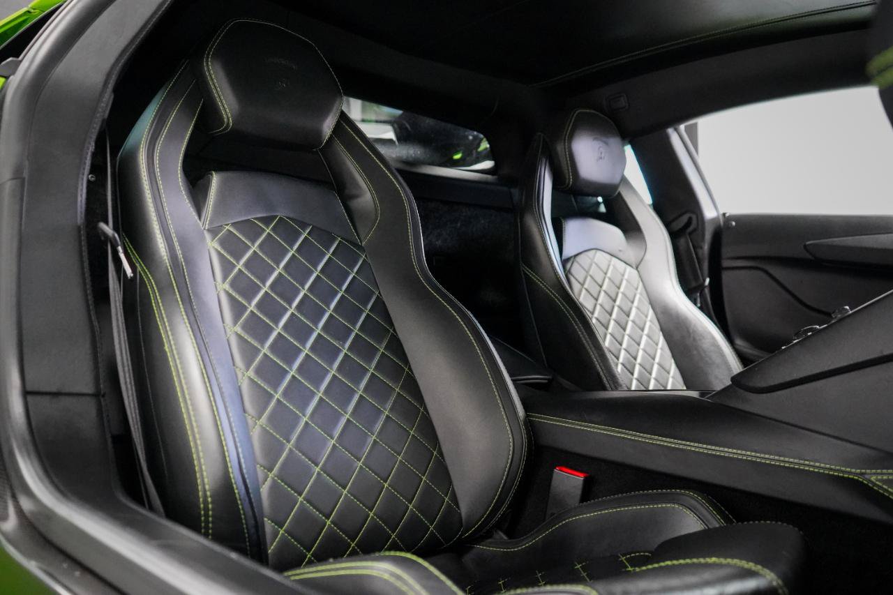 Used 2018 Lamborghini Aventador S AWD/4WD image 28